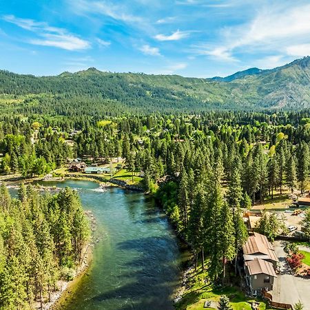 All Seasons River Inn Leavenworth Exterior photo